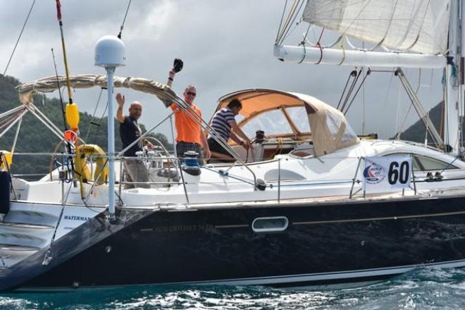 Waves from the crew of Waterman at the start © WCC / Lucia Ivanissevich